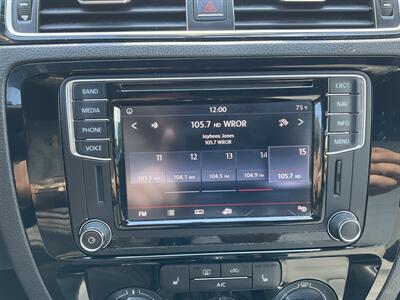2016 Volkswagen Jetta 1.8T Sport   - Photo 19 - Acton, MA 01720