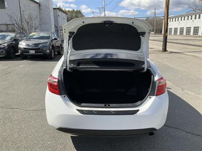 2018 Toyota Corolla LE   - Photo 12 - Acton, MA 01720