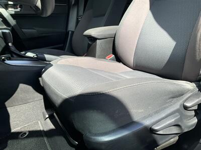 2018 Toyota Corolla LE   - Photo 22 - Acton, MA 01720