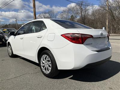 2018 Toyota Corolla LE   - Photo 7 - Acton, MA 01720