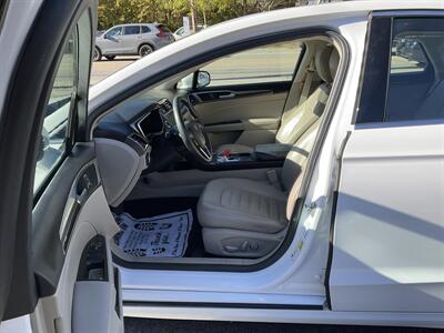 2017 Ford Fusion SE   - Photo 16 - Acton, MA 01720