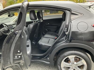 2017 Honda HR-V EX-L w/Navi   - Photo 11 - Acton, MA 01720