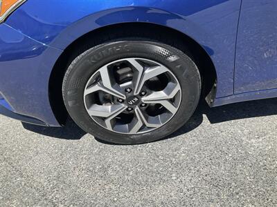 2019 Kia Forte LXS - Photo 9 - Acton, MA 01720