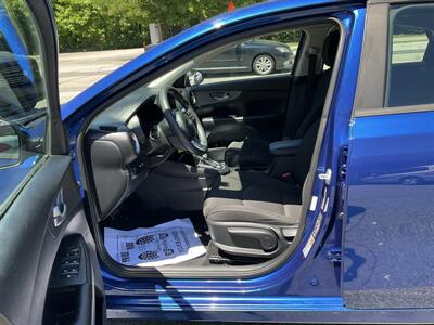 2019 Kia Forte LXS - Photo 16 - Acton, MA 01720