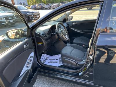 2017 Hyundai ACCENT SE   - Photo 13 - Acton, MA 01720