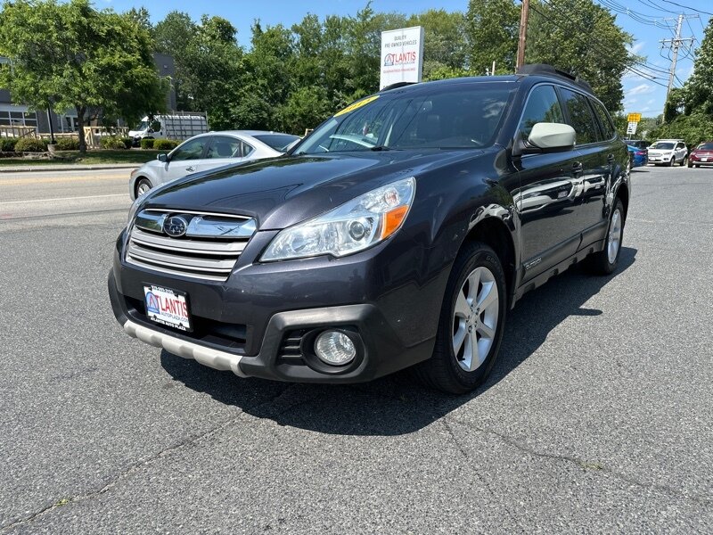 2013 Subaru Outback 2.5i Limited - Photo 1 - Acton, MA 01720