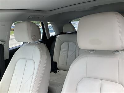 2020 Audi Q3 quattro Premium 45 TFSI - Photo 23 - Acton, MA 01720