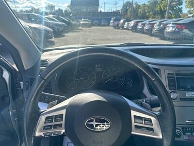 2012 Subaru Legacy 2.5i Premium   - Photo 16 - Acton, MA 01720