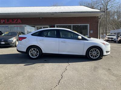 2017 Ford Focus SE   - Photo 4 - Acton, MA 01720