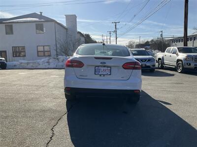 2017 Ford Focus SE   - Photo 6 - Acton, MA 01720