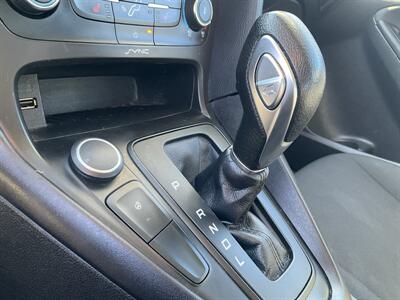 2017 Ford Focus SE   - Photo 27 - Acton, MA 01720
