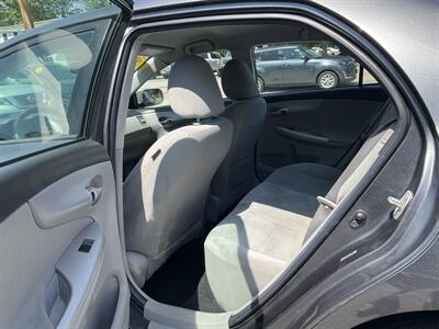2011 Toyota Corolla LE   - Photo 11 - Acton, MA 01720
