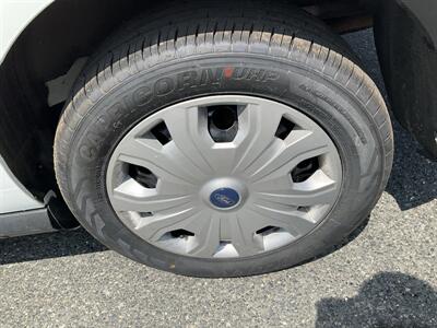 2022 Ford Transit Connect XL - Photo 7 - Acton, MA 01720