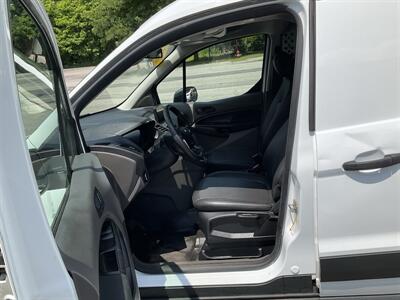 2022 Ford Transit Connect XL - Photo 12 - Acton, MA 01720