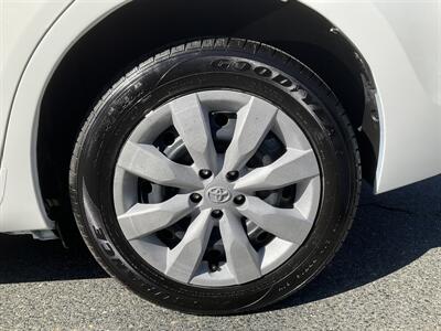 2014 Toyota Corolla LE   - Photo 10 - Acton, MA 01720