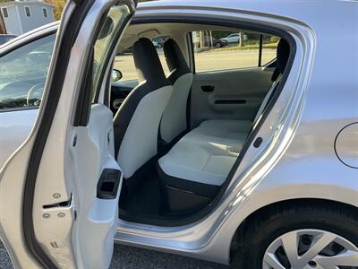 2014 Toyota Prius c Two   - Photo 12 - Acton, MA 01720