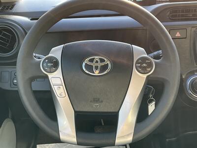 2014 Toyota Prius c Two   - Photo 16 - Acton, MA 01720