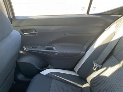 2021 Nissan Versa SV   - Photo 16 - Acton, MA 01720