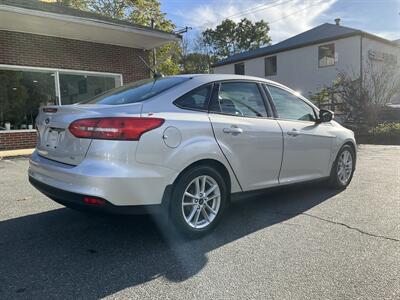 2016 Ford Focus SE   - Photo 4 - Acton, MA 01720