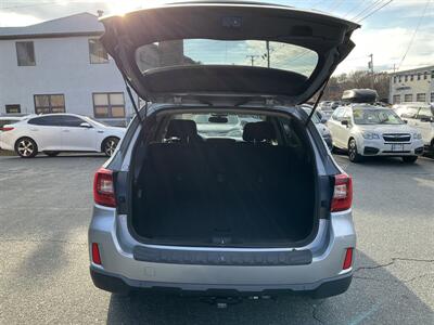 2015 Subaru Outback 2.5i Premium   - Photo 12 - Acton, MA 01720