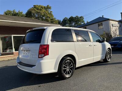 2019 Dodge Grand Caravan SXT   - Photo 5 - Acton, MA 01720