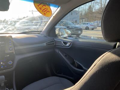 2021 Hyundai IONIQ Hybrid SEL - Photo 12 - Acton, MA 01720