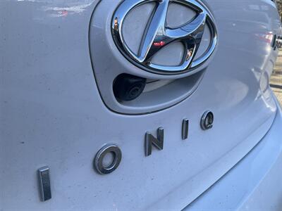 2021 Hyundai IONIQ Hybrid SEL - Photo 8 - Acton, MA 01720