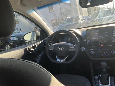 2021 Hyundai IONIQ Hybrid SEL - Photo 13 - Acton, MA 01720