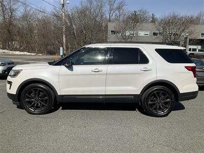 2018 Ford Explorer XLT   - Photo 8 - Acton, MA 01720