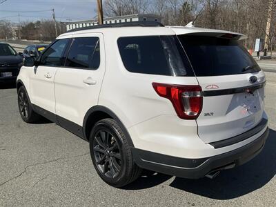 2018 Ford Explorer XLT   - Photo 7 - Acton, MA 01720