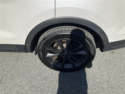 2018 Ford Explorer XLT   - Photo 11 - Acton, MA 01720