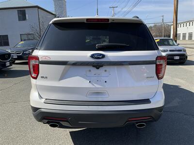 2018 Ford Explorer XLT   - Photo 6 - Acton, MA 01720