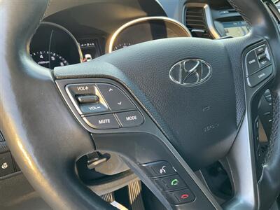 2017 Hyundai SANTA FE Limited Ultimate - Photo 25 - Acton, MA 01720