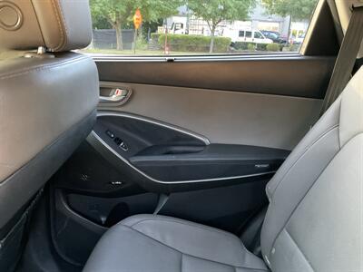 2017 Hyundai SANTA FE Limited Ultimate - Photo 17 - Acton, MA 01720