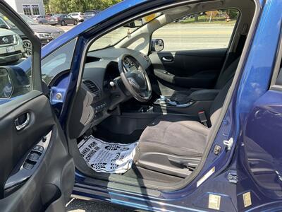 2017 Nissan LEAF SV   - Photo 15 - Acton, MA 01720