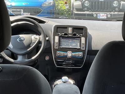 2017 Nissan LEAF SV   - Photo 13 - Acton, MA 01720