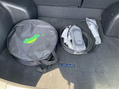 2017 Nissan LEAF SV   - Photo 12 - Acton, MA 01720