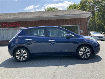 2017 Nissan LEAF SV   - Photo 4 - Acton, MA 01720
