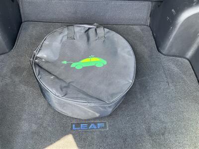 2017 Nissan LEAF SV   - Photo 11 - Acton, MA 01720