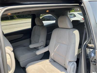 2014 Honda Odyssey LX   - Photo 12 - Acton, MA 01720
