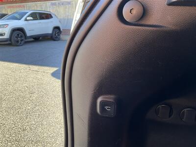 2019 Jeep Cherokee Limited - Photo 13 - Acton, MA 01720