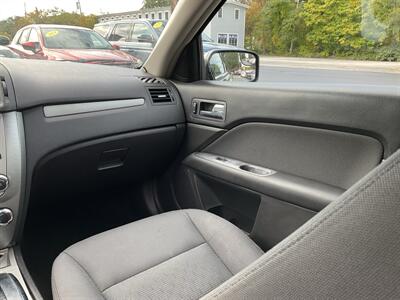 2012 Ford Fusion SE - Photo 13 - Acton, MA 01720