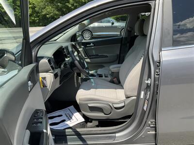 2018 Kia Sportage LX - Photo 17 - Acton, MA 01720