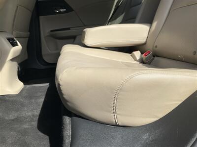 2016 Honda Accord EX-L   - Photo 14 - Acton, MA 01720