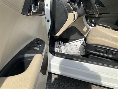 2016 Honda Accord EX-L   - Photo 20 - Acton, MA 01720