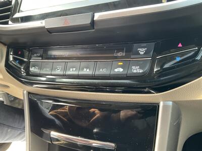 2016 Honda Accord EX-L   - Photo 36 - Acton, MA 01720