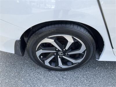 2016 Honda Accord EX-L   - Photo 11 - Acton, MA 01720