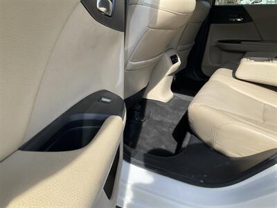 2016 Honda Accord EX-L   - Photo 13 - Acton, MA 01720