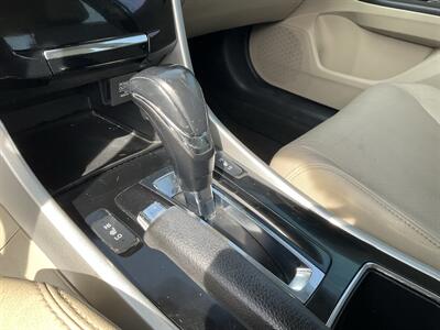 2016 Honda Accord EX-L   - Photo 38 - Acton, MA 01720