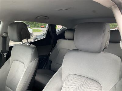 2018 Hyundai SANTA FE Sport 2.4L - Photo 19 - Acton, MA 01720